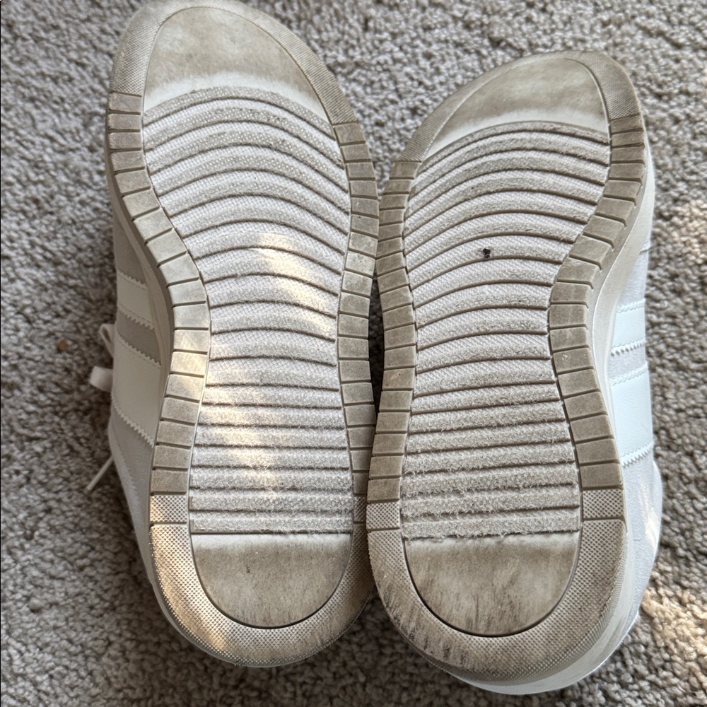 Steve Madden Black and White Sneakers - Picture 7 of 7